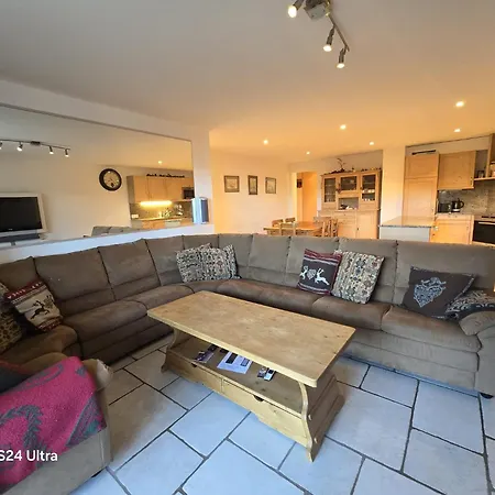 Essert A14 Apartment Champoussin